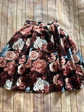 Floral Circle Skirt in Black and Rose